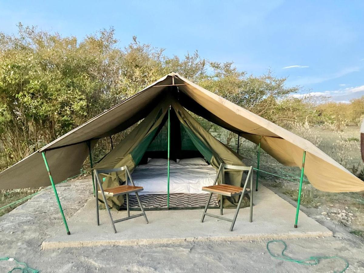 Готель Kambu Mara Camp Sekenani Екстер'єр фото