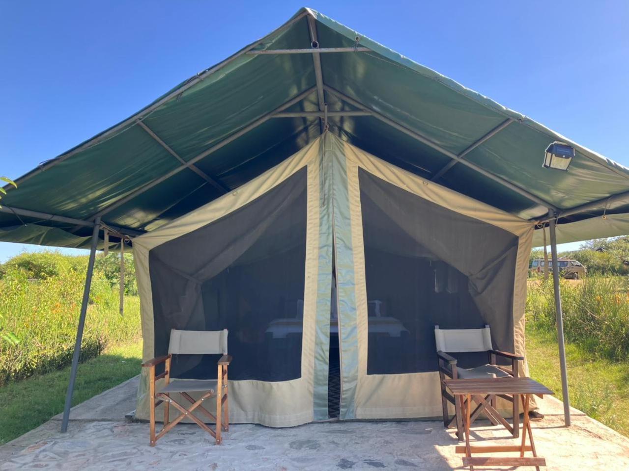 Готель Kambu Mara Camp Sekenani Екстер'єр фото