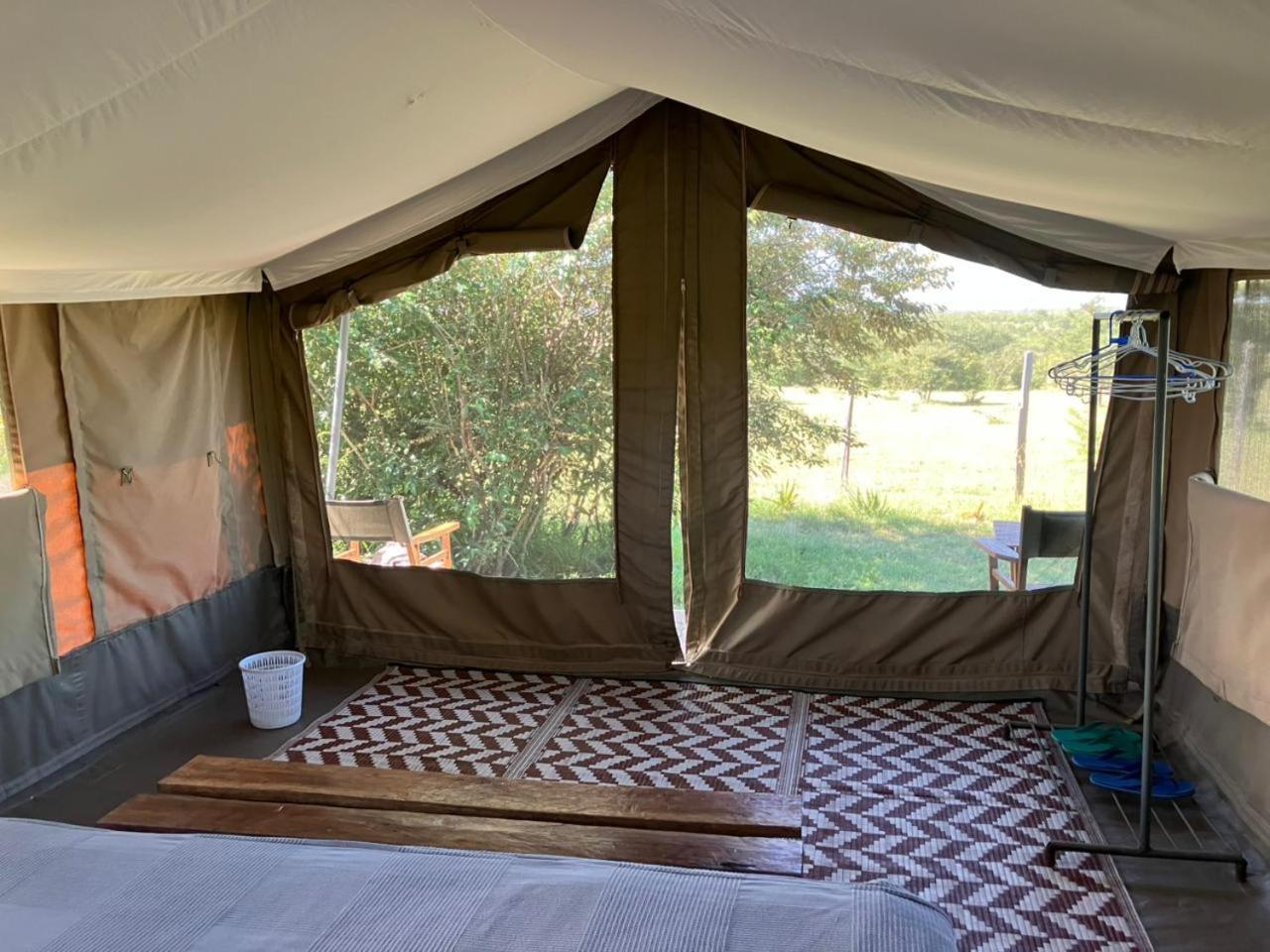 Готель Kambu Mara Camp Sekenani Екстер'єр фото